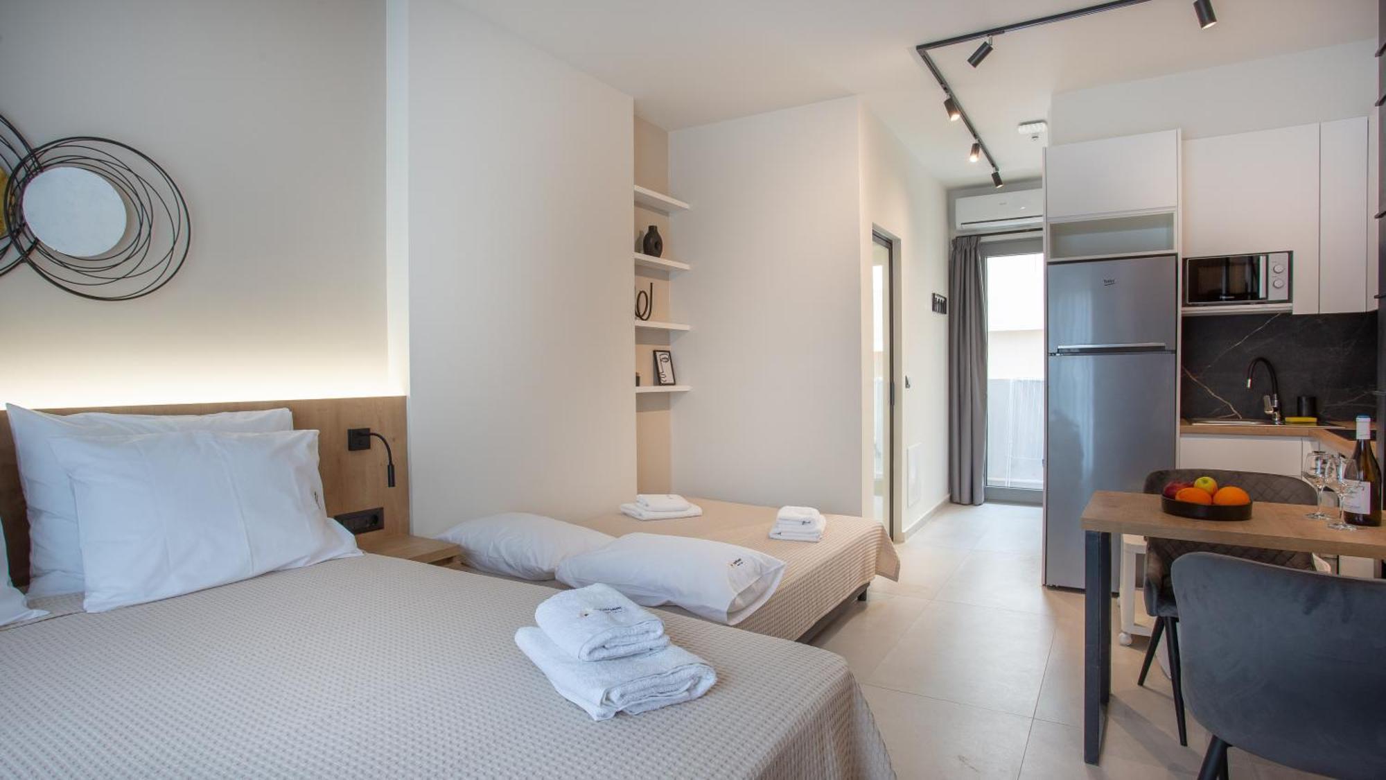 Sunflower Smartliving Suites Heraklion  Екстер'єр фото