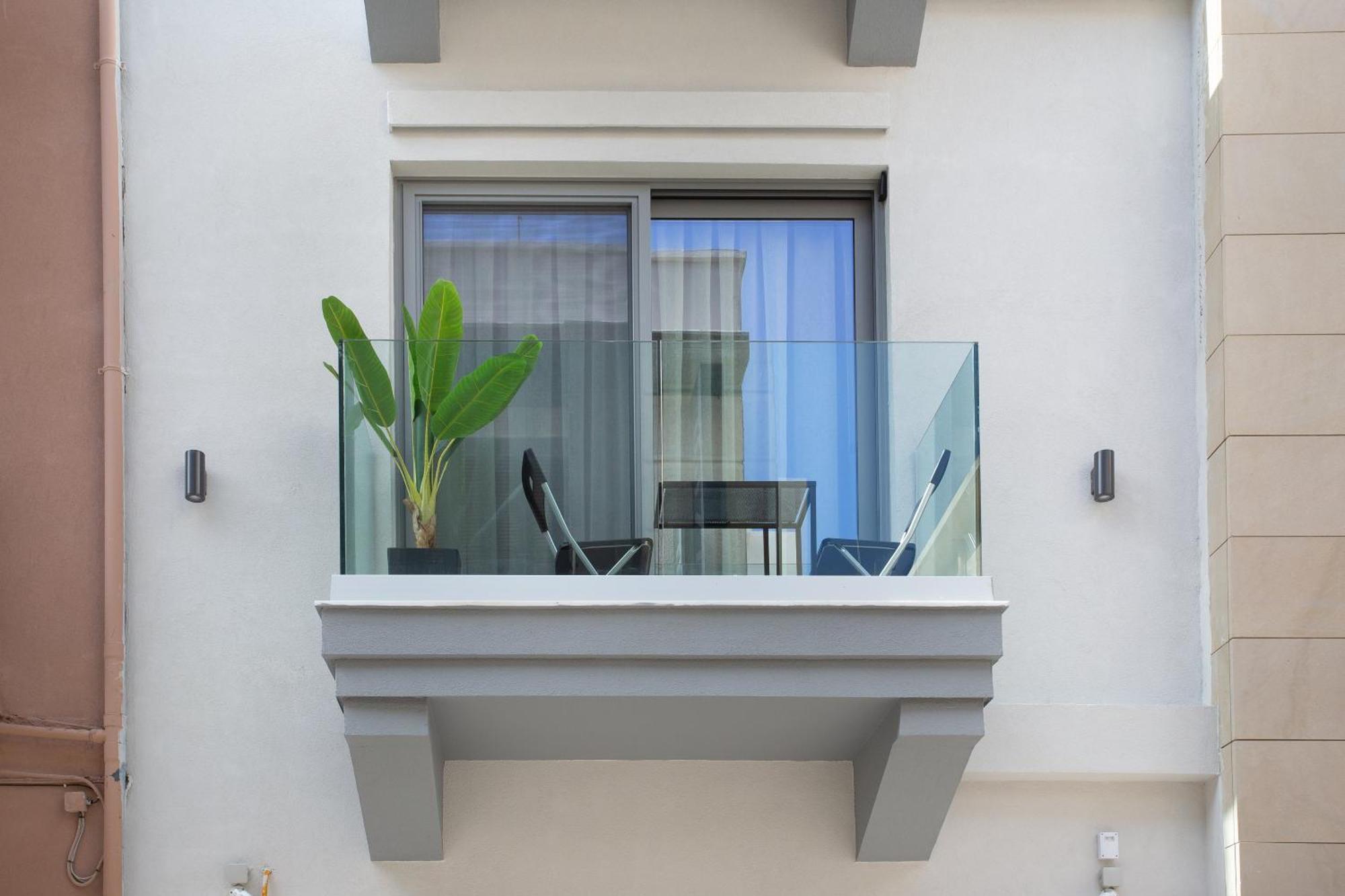 Sunflower Smartliving Suites Heraklion  Екстер'єр фото