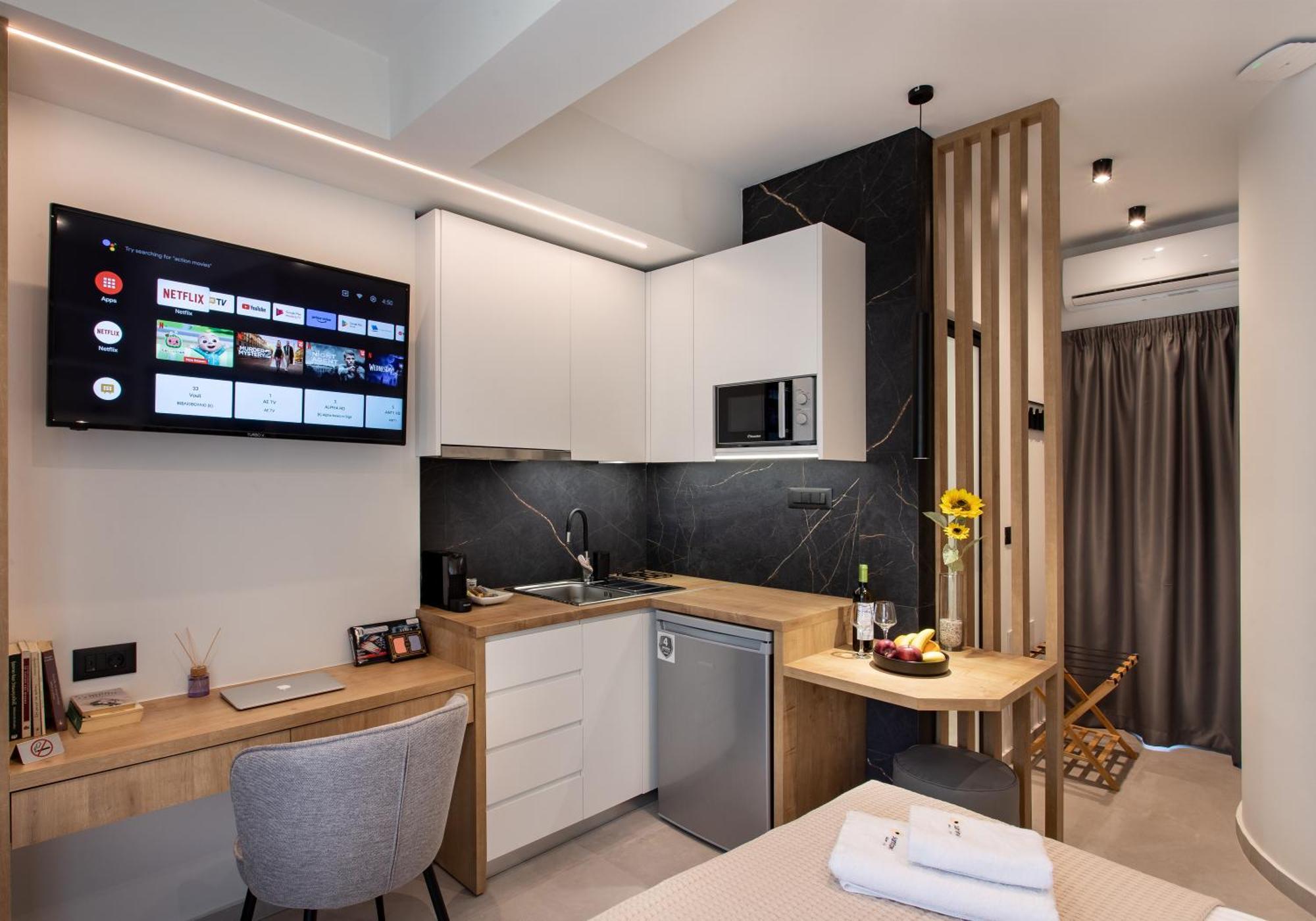Sunflower Smartliving Suites Heraklion  Екстер'єр фото